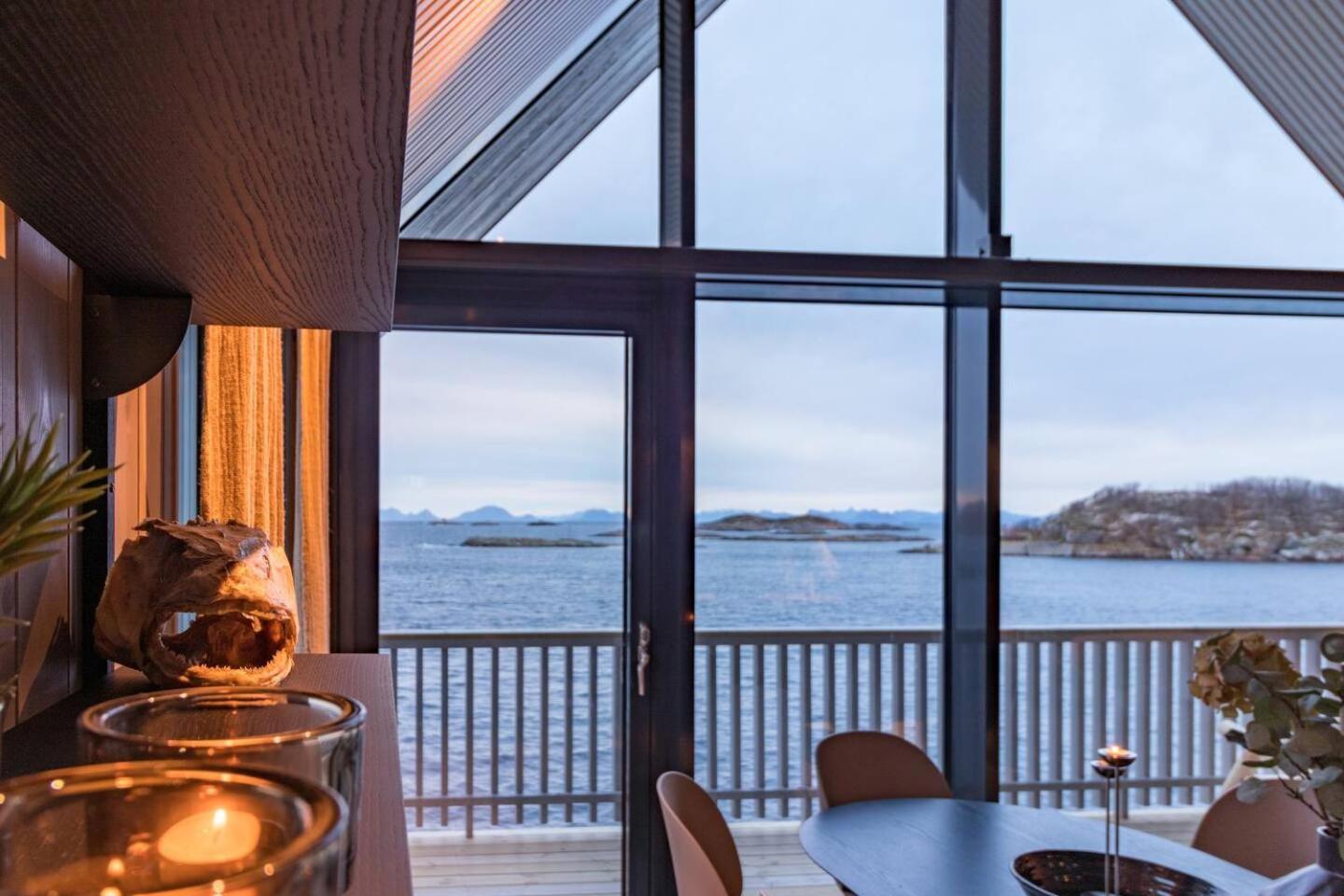 Leilighet Med Fantastisk Utsikt Henningsvær Exteriör bild